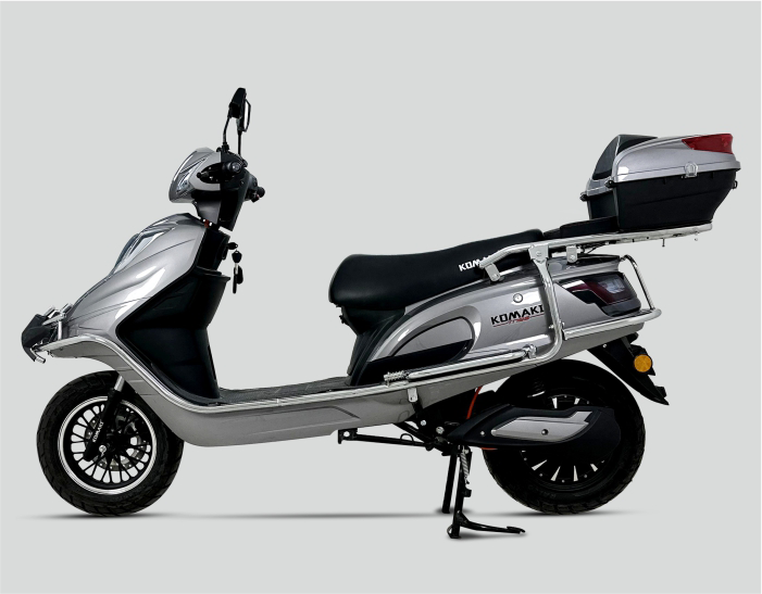 KOMAKI TN-95 SILVER COLOURED E-SCOOTER IMAGE