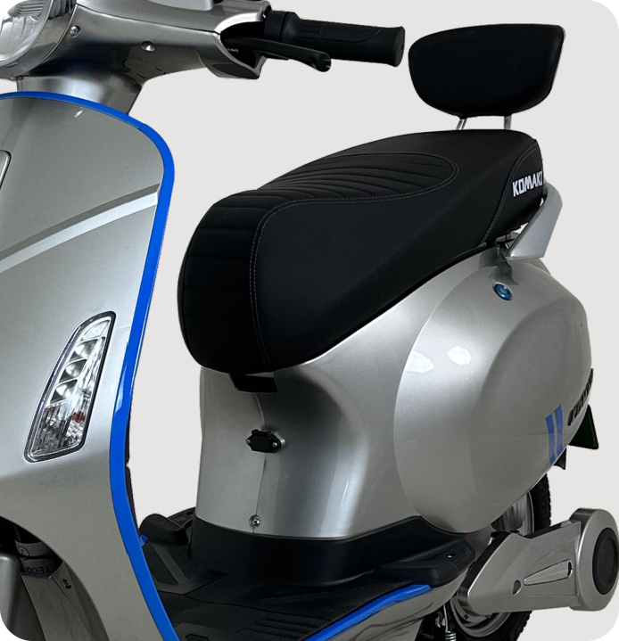 KOMAKI GREY AND SILVER VENICE-ECO E-SCOOTER IMAGE